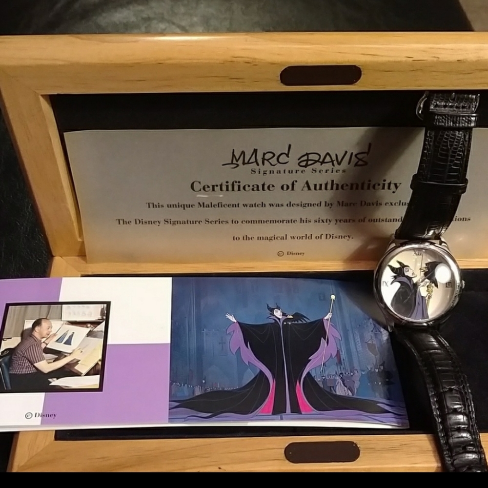 EUC Disney Signature Series Maleficent Watch